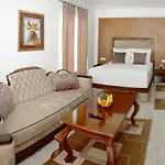 Rekic 4*