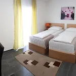 Ξενοδοχείο Rekic 4*